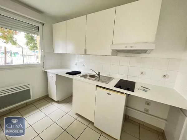 Appartement à louer 2 pièces 48.18m² Vierzon (18100)