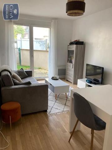 Appartement à louer 2 pièces 46.62m² Versailles (78000)