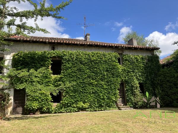 🏡 Une maison pleine de caractère au cœur d’un hameau paisible de Rouzède