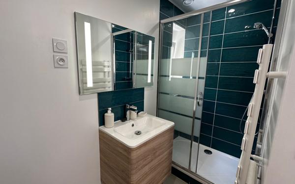 Maison à louer    3 pièces • 33,65 m2 Voisins-le-Bretonneux
