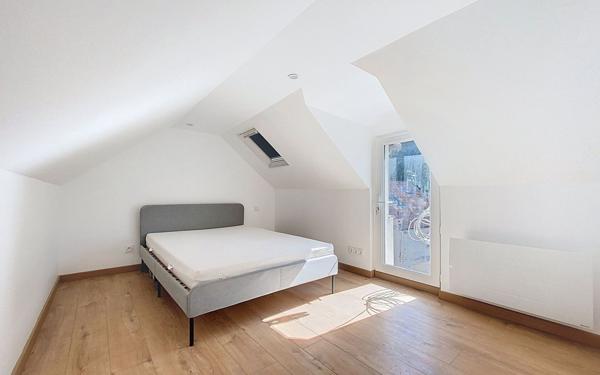Maison à louer    3 pièces • 33,65 m2 Voisins-le-Bretonneux