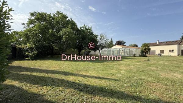 Maison à vendre 8 pièces de 227 m²