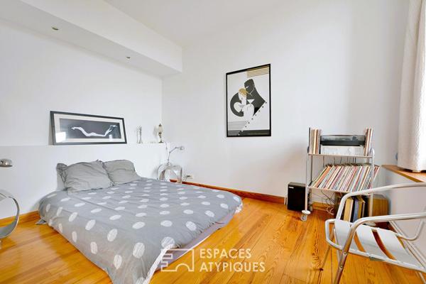 Loft d’architecte en triplex au coeur d’une ancienne filature