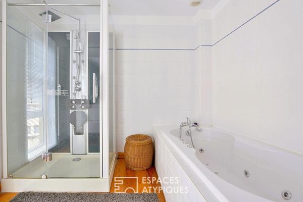 Loft d’architecte en triplex au coeur d’une ancienne filature