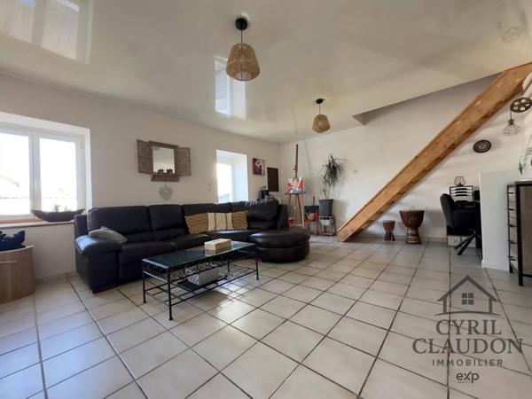 THAIRÉ – À 10 min des plages de Châtelaillon-Plage Maison rénovée – 5 pièces – Suite parentale – Terrasse, piscine & garage