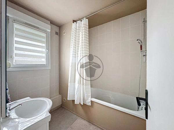 Location Appartement 3 pièces 55 m2 à Saint-Quentin