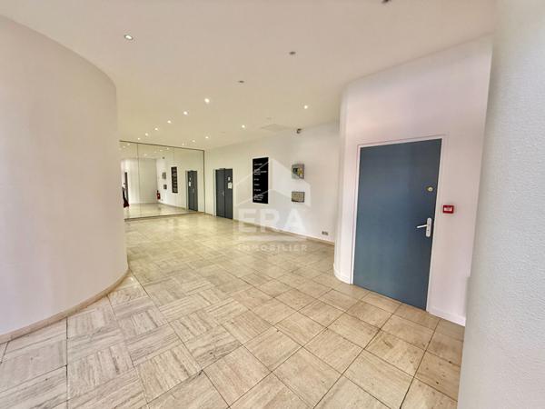 Orleans HYPERCENTRE - Bureaux  90 m² avec stationnement
