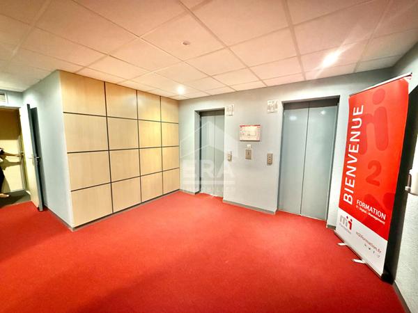 Orleans HYPERCENTRE - Bureaux  90 m² avec stationnement
