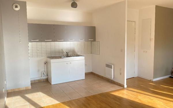 Appartement à vendre    2 pièces •  Le Raincy