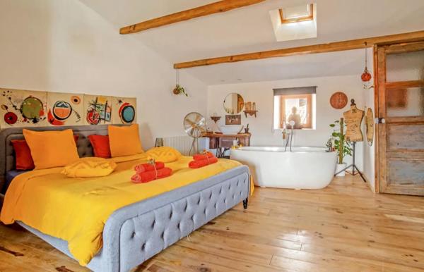 Maison meublée avec appartement indépendant Pézenas 34120