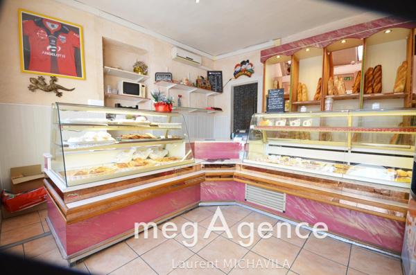 Maison à VILLENEUVE-LES-BEZIERS, 34420 - 12 pièces 300m²