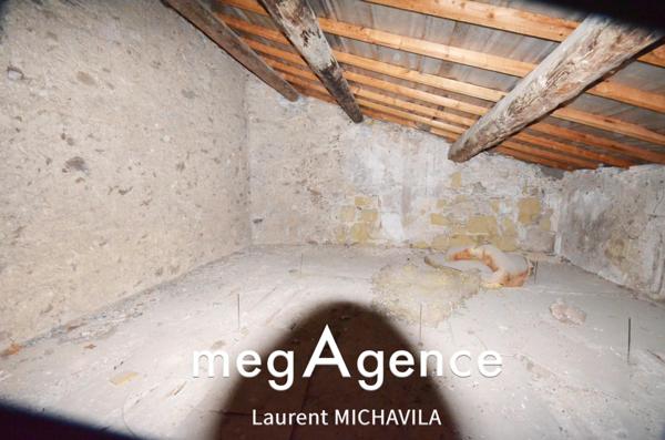 Maison à VILLENEUVE-LES-BEZIERS, 34420 - 12 pièces 300m²