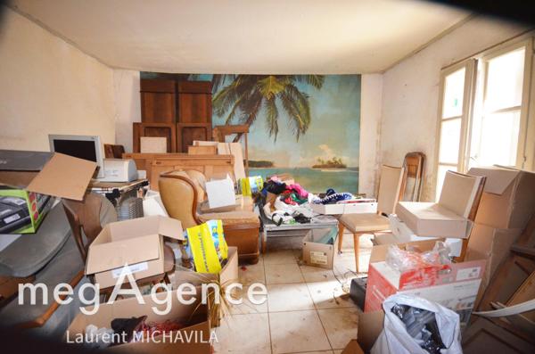 Maison à VILLENEUVE-LES-BEZIERS, 34420 - 12 pièces 300m²