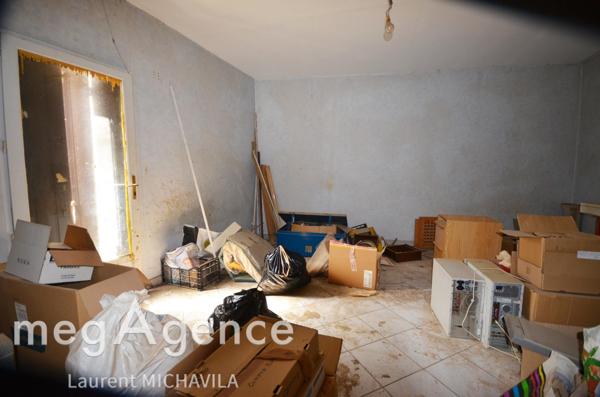 Maison à VILLENEUVE-LES-BEZIERS, 34420 - 12 pièces 300m²