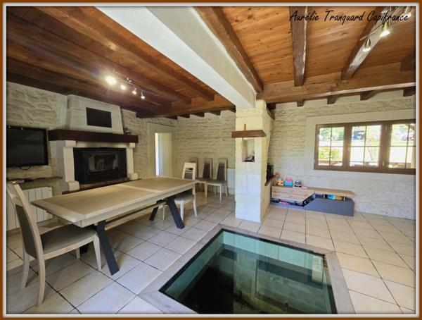 Propriété d'exception à vendre 7 pièces BRIZAMBOURG (17) avec vie de plain-pied, terrain de tennis, piscine- TERRAIN DE + 14300m² AVEC ETANG