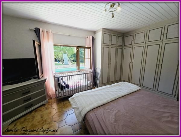 Propriété d'exception à vendre 7 pièces BRIZAMBOURG (17) avec vie de plain-pied, terrain de tennis, piscine- TERRAIN DE + 14300m² AVEC ETANG