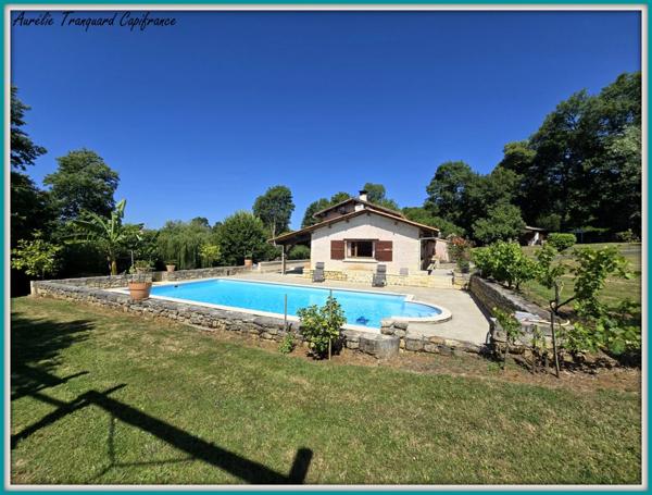Propriété d'exception à vendre 7 pièces BRIZAMBOURG (17) avec vie de plain-pied, terrain de tennis, piscine- TERRAIN DE + 14300m² AVEC ETANG