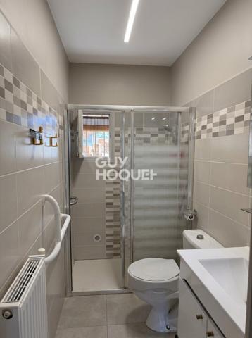 CARCASSONNE - Maison 220 m², 4 chambres, annexes, garage sur terrain 730 m²