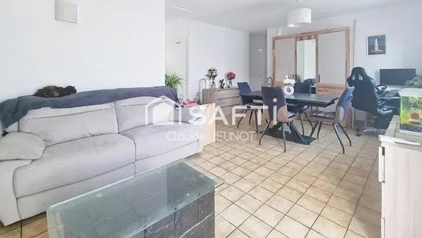 MAISON 84 m2 3 pièces