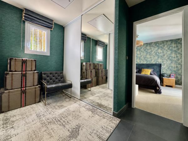 Maison 5 pièce(s) 4 chambre(s) 145 m²