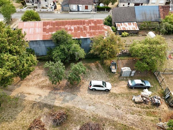 Terrain à LES BORDES (36100)