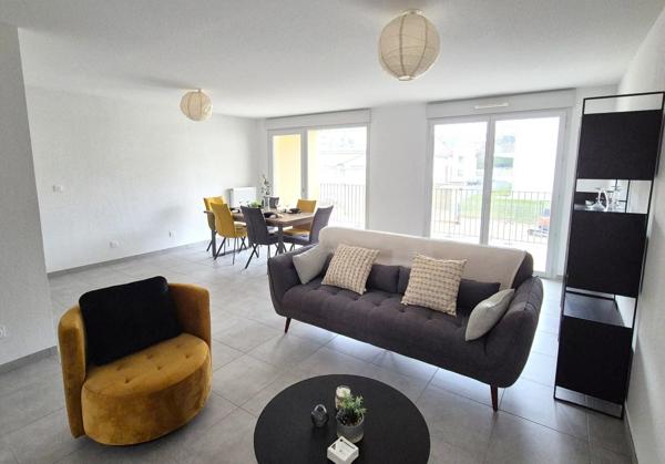 Appartement T3 avec balcon en plein centre de Belley