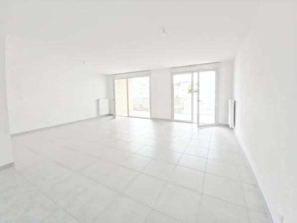 Appartement T3 avec balcon en plein centre de Belley