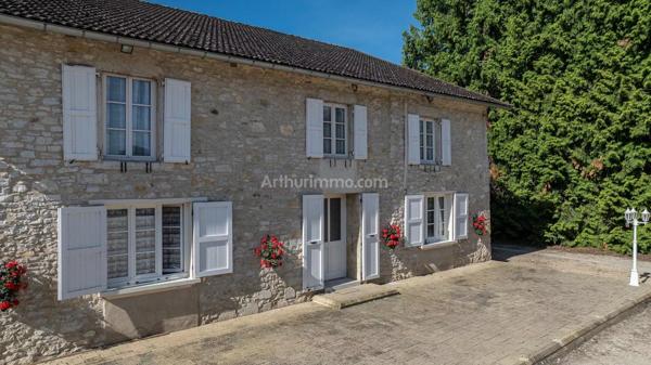 Vente Maison 6 pièces 167 m2 à Le Bouchage