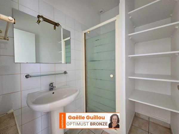 Appartement RDC 3 pièces -56m²- Vue mer - St Pol de Léon - Place de parking + cave