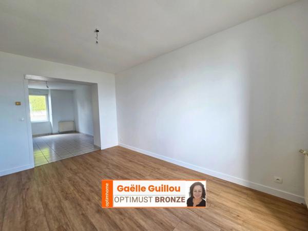 Appartement RDC 3 pièces -56m²- Vue mer - St Pol de Léon - Place de parking + cave