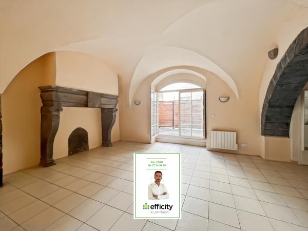 Appartement
         2 pièces
        - 63 m² Exclusivité 85 000 € *