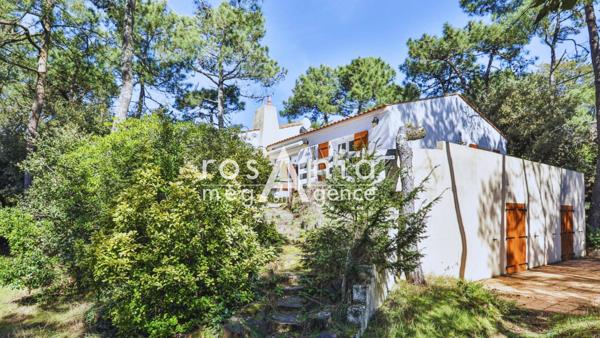 Maison à SABLES D OLONNE, 85180 - 6 pièces 121m²