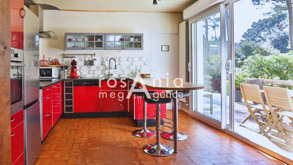 Maison à SABLES D OLONNE, 85180 - 6 pièces 121m²