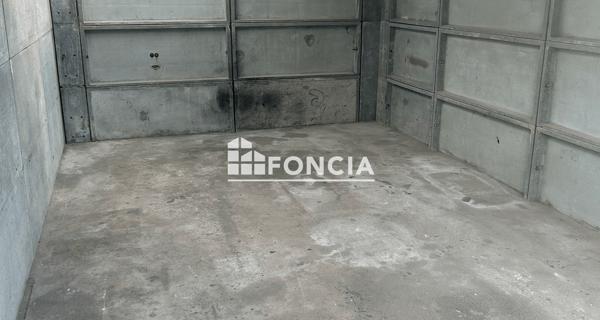 Location Parking - Niort 79000