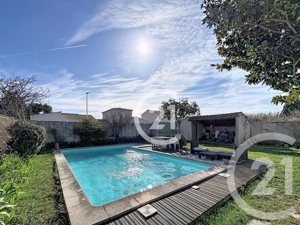 Maison à vendre  5 pièces - 126 m2 ST MARTIN DE CRAU - 13