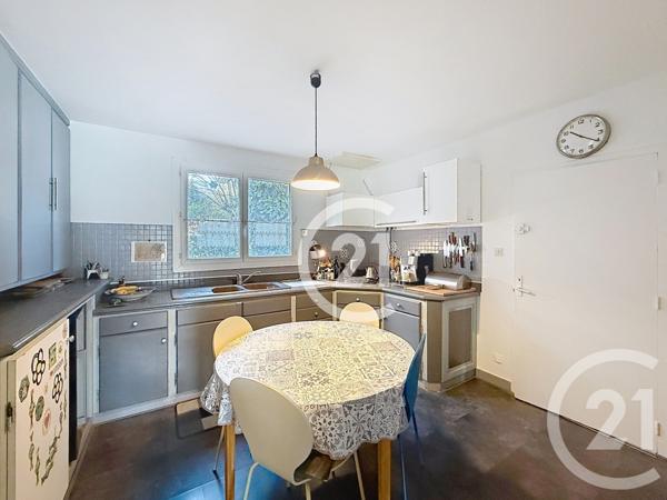 Maison à vendre  5 pièces - 126 m2 ST MARTIN DE CRAU - 13