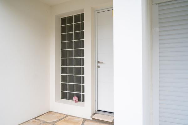 Élégante maison des années 50 en exclusivité – Aperçu mer – Garage rare