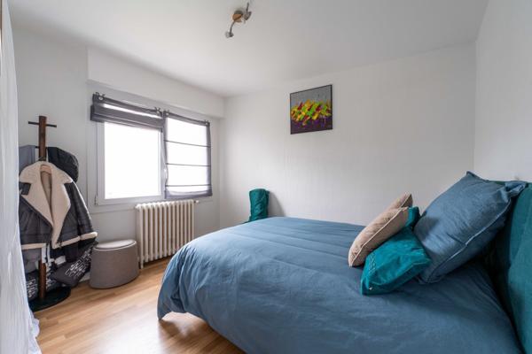 Élégante maison des années 50 en exclusivité – Aperçu mer – Garage rare