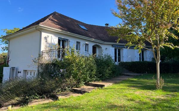 Maison à vendre    6 pièces • 170 m2 Isle