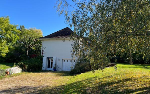 Maison à vendre    6 pièces • 170 m2 Isle