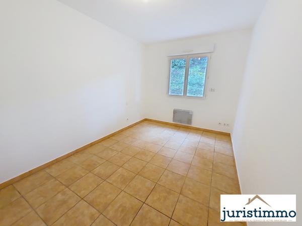 Bollène (84500) Maison de charme Bollène de 2010 de 111 M2 sur un terrain de 816m², hors lotissement