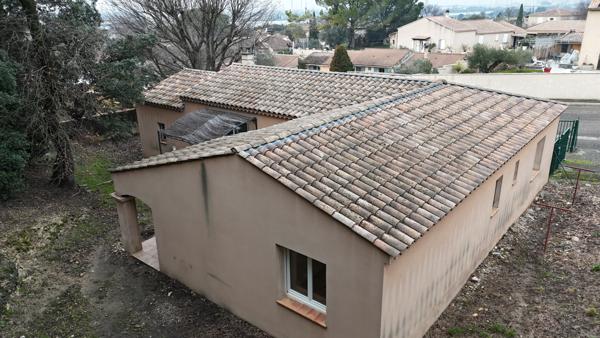 Bollène (84500) Maison de charme Bollène de 2010 de 111 M2 sur un terrain de 816m², hors lotissement