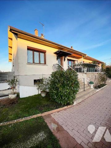 CRISSEY Ensemble immobilier composé de 2 biens