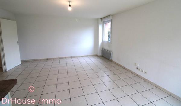 Appartement à louer 3 pièces de 61 m²