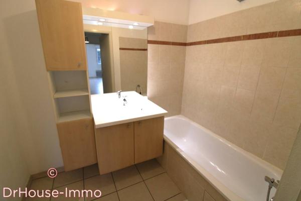 Appartement à louer 3 pièces de 61 m²