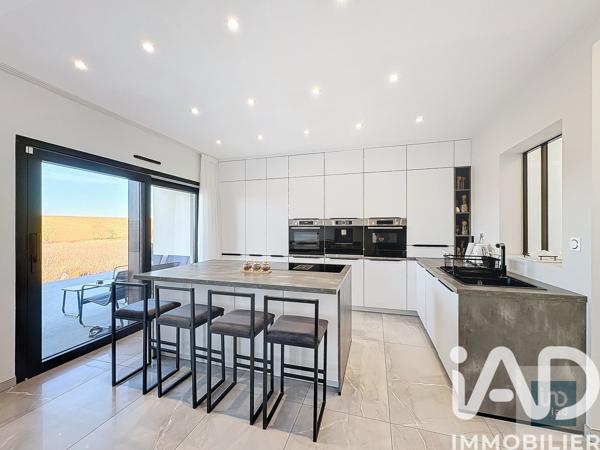 Maison à vendre 7 pièces 150 m² Pontoy