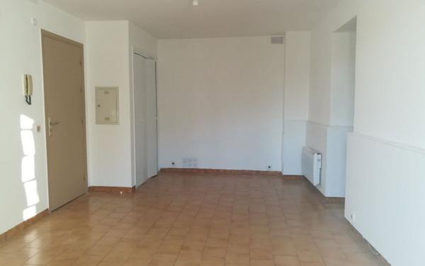 Appartement à louer    2 pièces •  Cagnes-sur-Mer