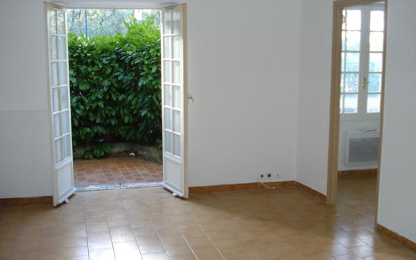 Appartement à louer    2 pièces •  Cagnes-sur-Mer