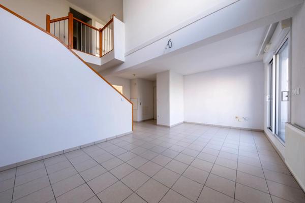 Appartement à vendre 4 pièces BEAUZELLE (31)