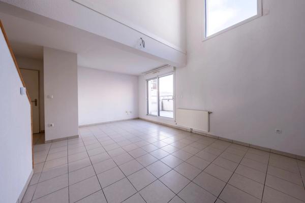 Appartement à vendre 4 pièces BEAUZELLE (31)